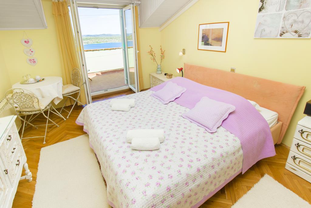 Moonshine Apartment With Magnificent View Šibenik Buitenkant foto